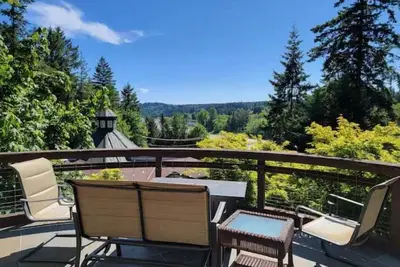 Image de Vintage Poulsbo Apartment