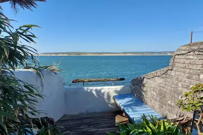 Image de 2 Bed cottage in a fantastic waterfront setting
