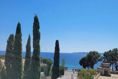 Image de Appartement Vue mer les issambres à 2 pas de la plage