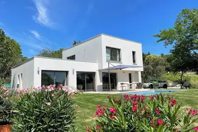 Image de Villa Balandra à Goyrans - Toulouse, 4 chambres, 8 personnes, piscine