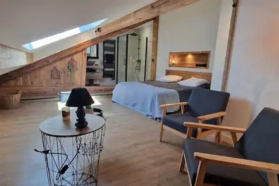 Image de Le cosy du théâtre, logement neuf et confort pour 2/3/4Pers au cœur de la ville.