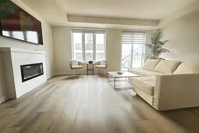 Image de New townhouse for rent - 4 Bedrooms, 3. 5 baths, 2 Car garage, Wfh setup.