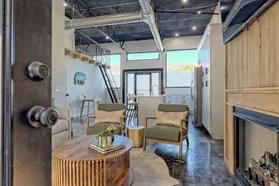 Image de Downtown Clayton Charm Unit 4