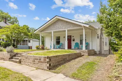 Image de Adorable Bungalow, Minutes from Downtown Durham