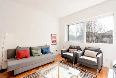 Viva  Nanda's  Place