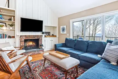 Image de Serene Retreat, Meticulous Design | Kingswood 10b