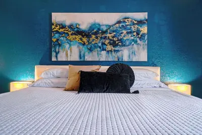 Image de Azure Oasis - Convenient Comfort, Near Fort Moore