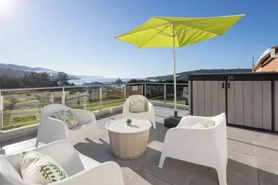 Image de A neida casa con terraza con vistas al mar