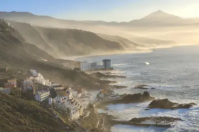 Image de Appartement de vacances 'Olas Del Atlántico' avec vue sur la mer, piscine partagée et Wi-Fi