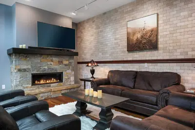 Image de New! Close to Flathead Lake & Bigfork, Six private acres, Swan Mountain Vista - 30day Rental