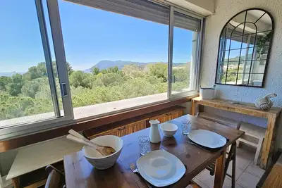 Image de Une escale aux Sablettes, vue mer, climatisation, Wifi, tout à pied, plage à 250m