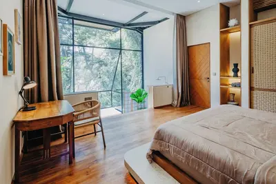 Image de Luxe River Gorge Villa w/ Glass Rooftop Pool