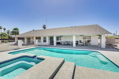 Image de Saltwater Pool & Patios: Lake Havasu City Home!