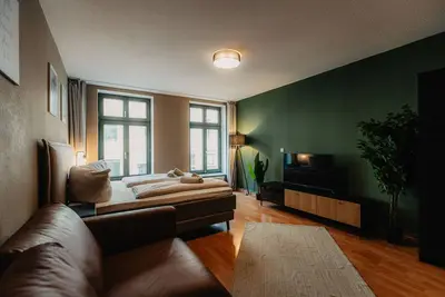 Image de Big Living 3-zimmer-appartement mit Küche - Luga Homes - Karli