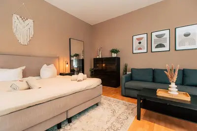 Image de Urban Studio mit Wohnküche - Luga Homes - Chausseehaus