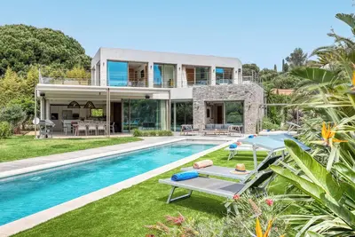 Image de Villa le Ponent • bord de plage