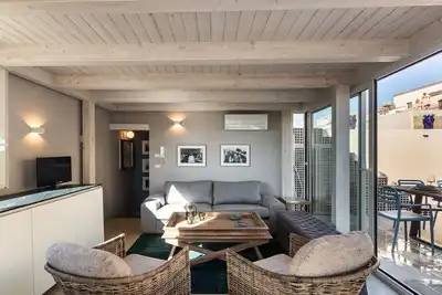 Image de Bel appartement pour 4 personnes avec Wifi, climatisation, Tv et patio