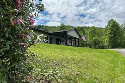 Image de Great vacation home for your next adventure. Located in Andrew’s North Carolina.