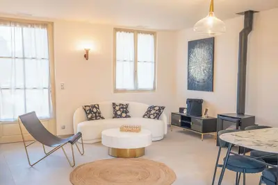 Image de Le Jardin, Gîte 5* de 1 à 2 personnes, avec jacuzzi privatif, à Pézenas