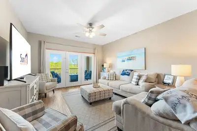 Image de Tranquil and Beautiful 3 Bed Condo on Table Rock Lake! !