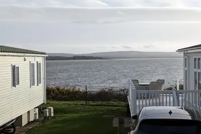 Image de Safari Sunset caravan + sea view at Rockley Park, Poole Harbour. Dogs stay free!