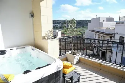 Image de This apartment is a 2 bedroom(s), 2 bathrooms, located in Il-Mellieħa, null.