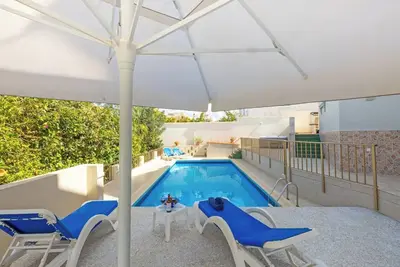 Image de This house is a 4 bedroom(s), 2 bathrooms, located in Il-Mellieħa, null.