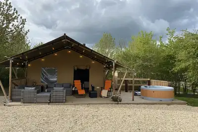 Image de 7- Big Safari-Lodge-Salle de bain et douche