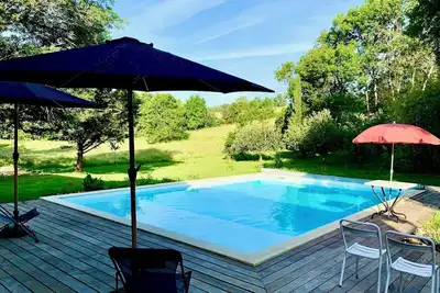 Image de Maison de campagne avec piscine privée