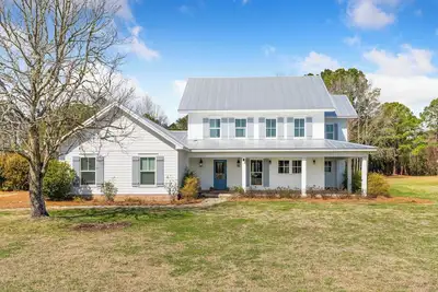 Image de Modern Farmhouse at Salty Oak Farm