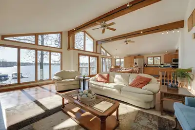 Image de Lakeside Michigan Retreat w/ Boat Dock & Fireplace