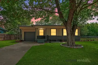 Image de Beautiful Family Home, Garage, Pet Frndy and W&D! \n