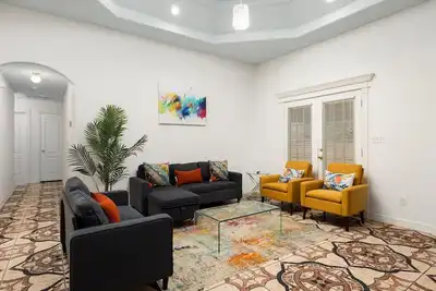 Alton House - Comfortable 3 bedrooms