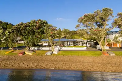 Image de The Nest Russell Waterfront Central Cottage