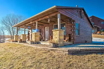 Image de Secluded Powersville Cabin: 25 Mi to Lake Paho!