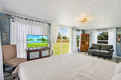 Image de Peaceful - Private Hideaway - Huge Yard