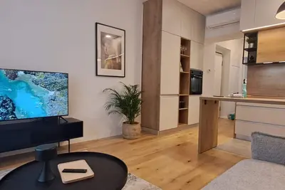 Apartment Dove - One Bedroom Apartment with Balcony