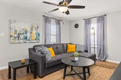 Image de Glen Living - a family 3 Bd in Central Peoria