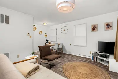 Image de Blissfull Boho Cottage -  2bd near the Heights