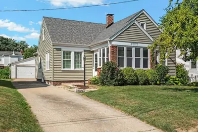 Image de The Midcentury Cottage - Spacious 2bd w/ King bed