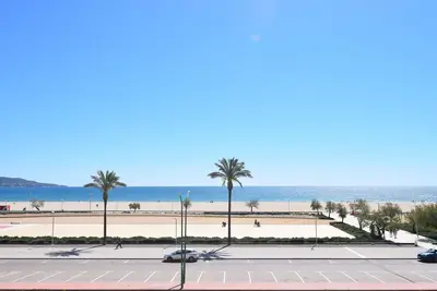 Image de 415-Appartement face à la plage