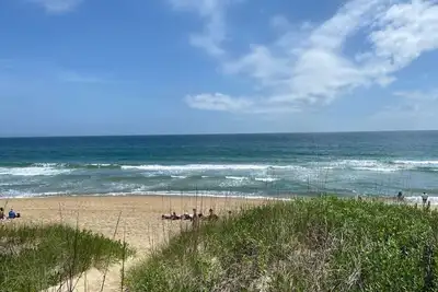 Image de Sea Captain's Cottage 4; Oceanfront Cottage Court