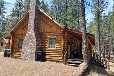 Image de Peaceful Log Cabin - Just 45 Minutes From Beautiful Crater Lake!