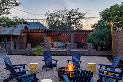 Image de Pool, Gameroom, Minigolf, 16mi to White Sands/Afb