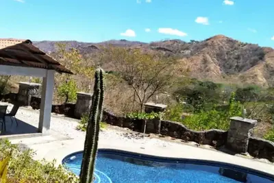 Mountain View Townhouse / Long Term Discount