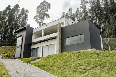 Incredible Views with style and comfort.