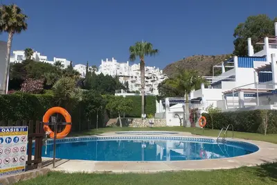 Image de Lovely South Facing apartment