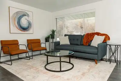 Image de Spacious 3br Main Floor Unit Near Usu and Downtown