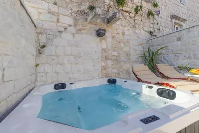 Image de Maison Marijeta & Tonka (101001-K1) - Trogir