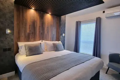 Image de No5 Vero Suites Stunning New Sea Front Apartment\n